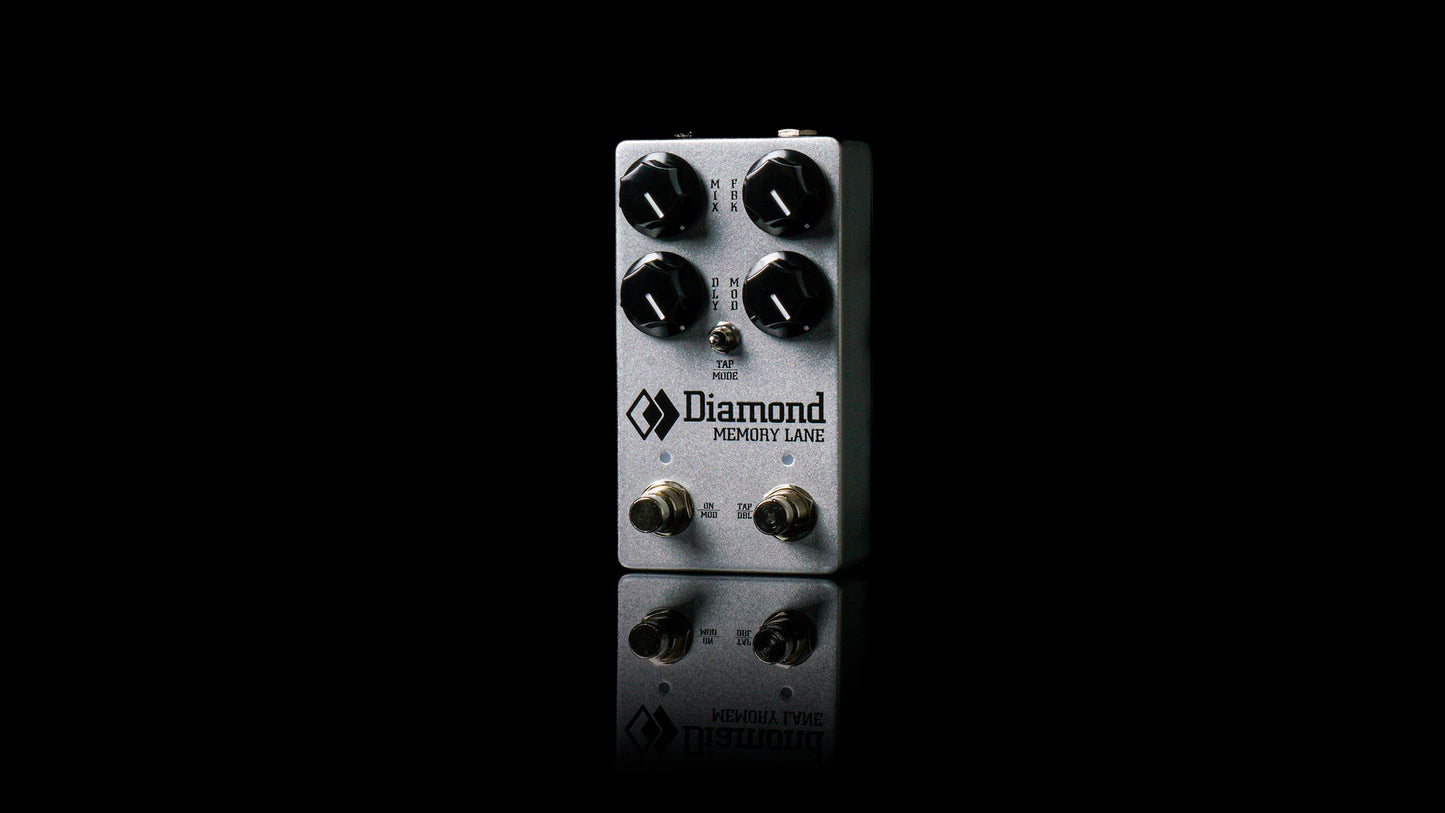  DIAMOND MEMORY LANE DELAY FRONT SIDE VIEW WITH DARK BACKGROUND