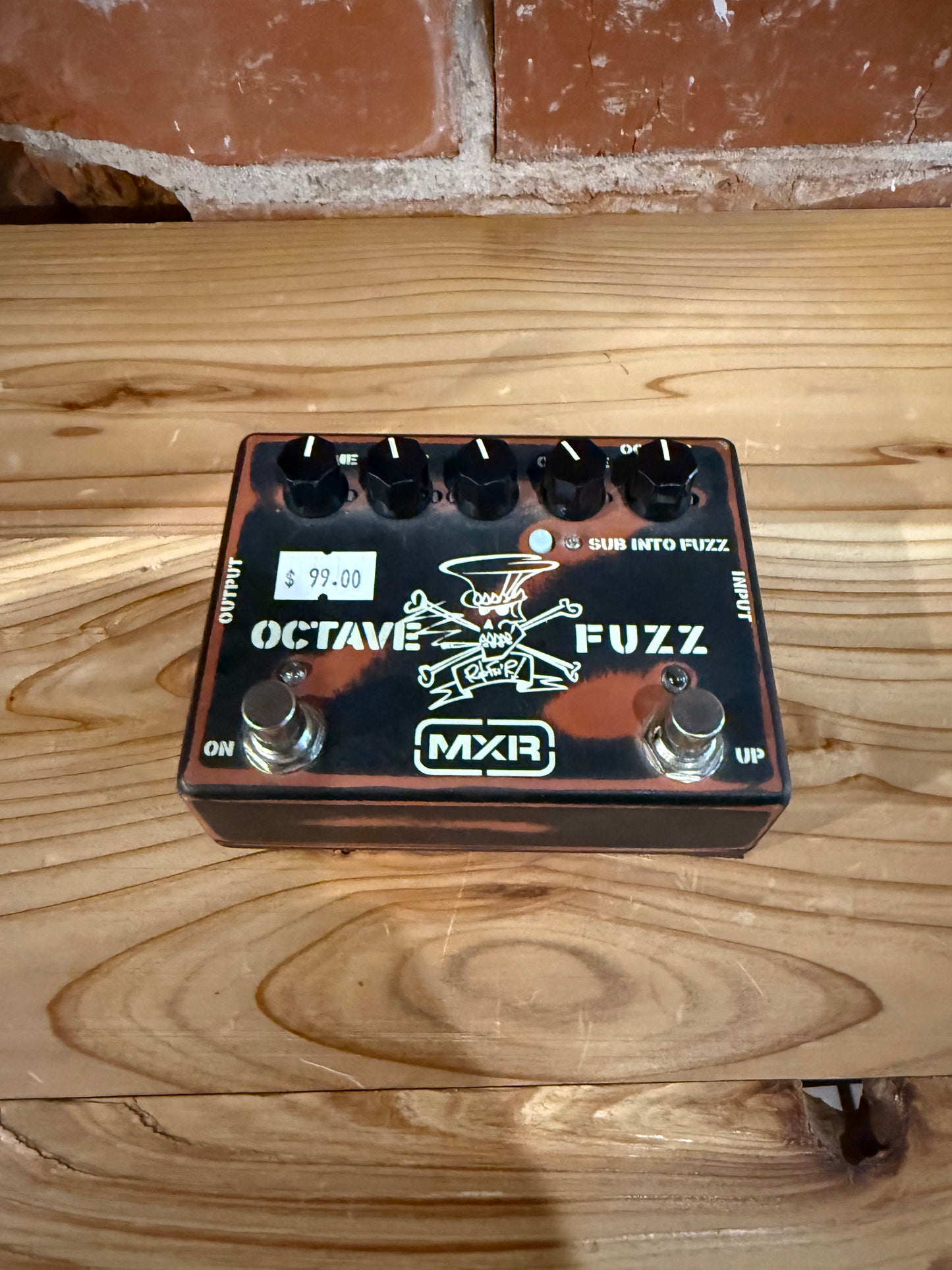 MXR SF01  Slash Octave Fuzz