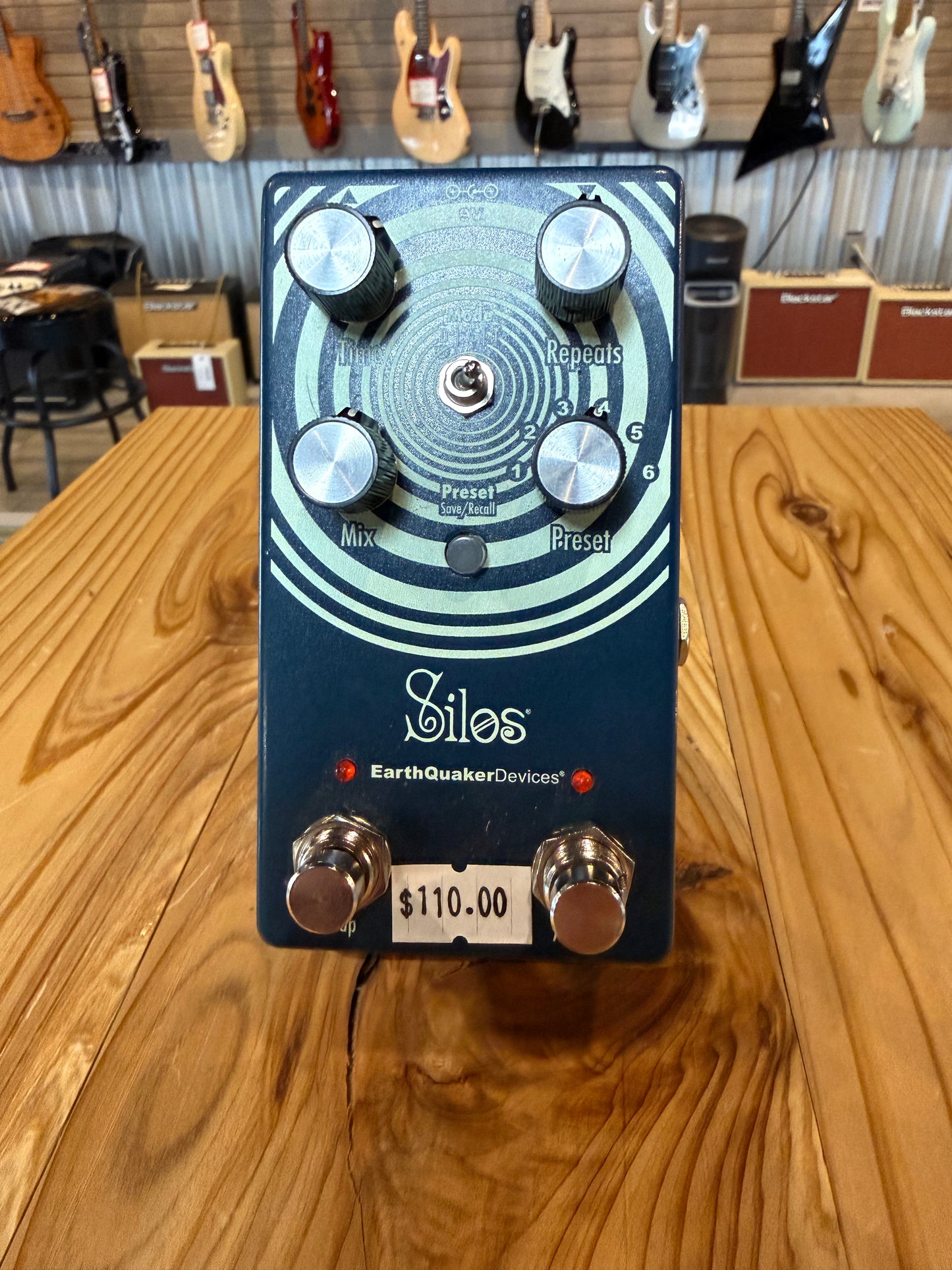Earthquaker Devices Silos Multi-Generational Time Reflection Delay Pedal (USED)