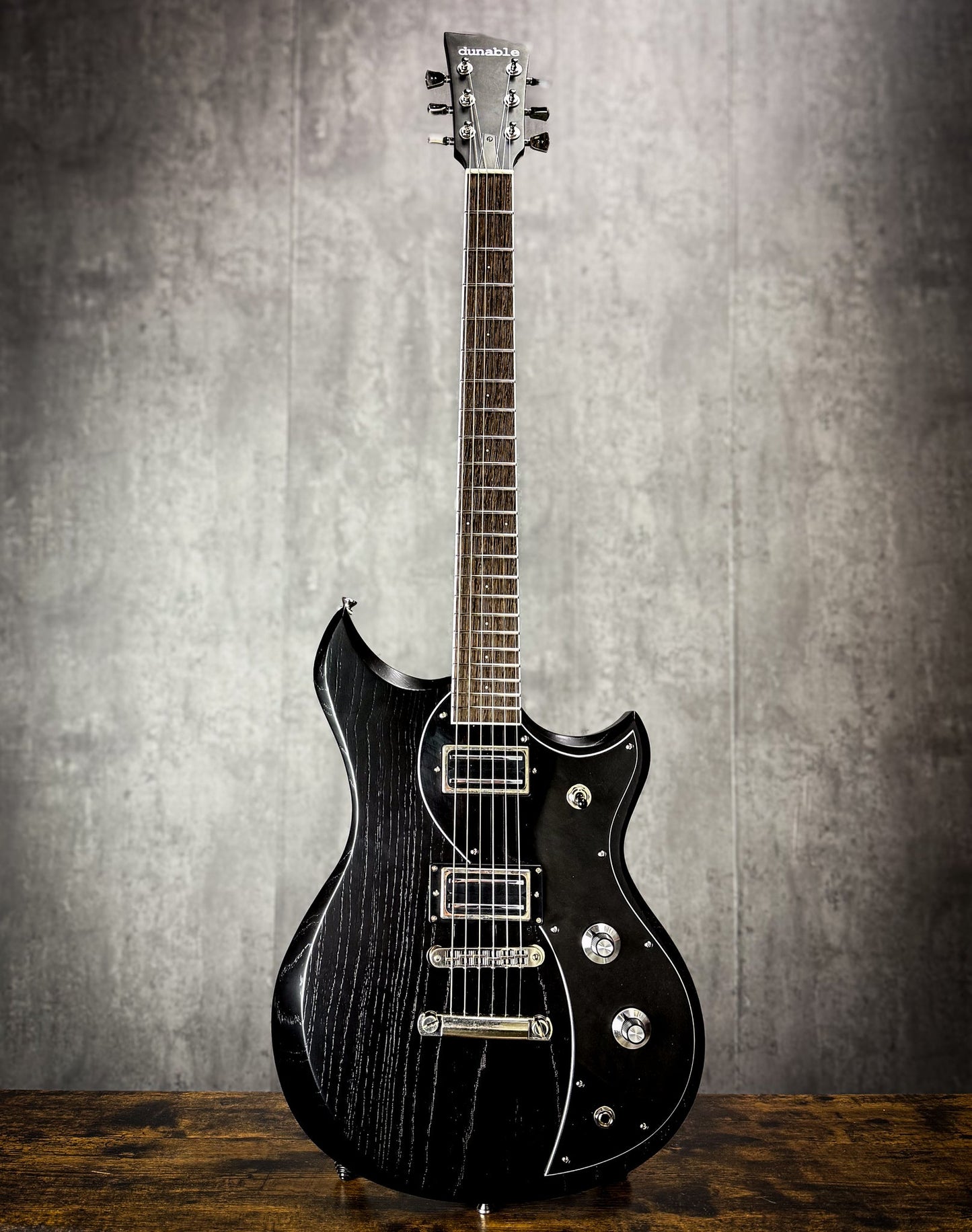 Dunable USA Cyclops - Black Satin