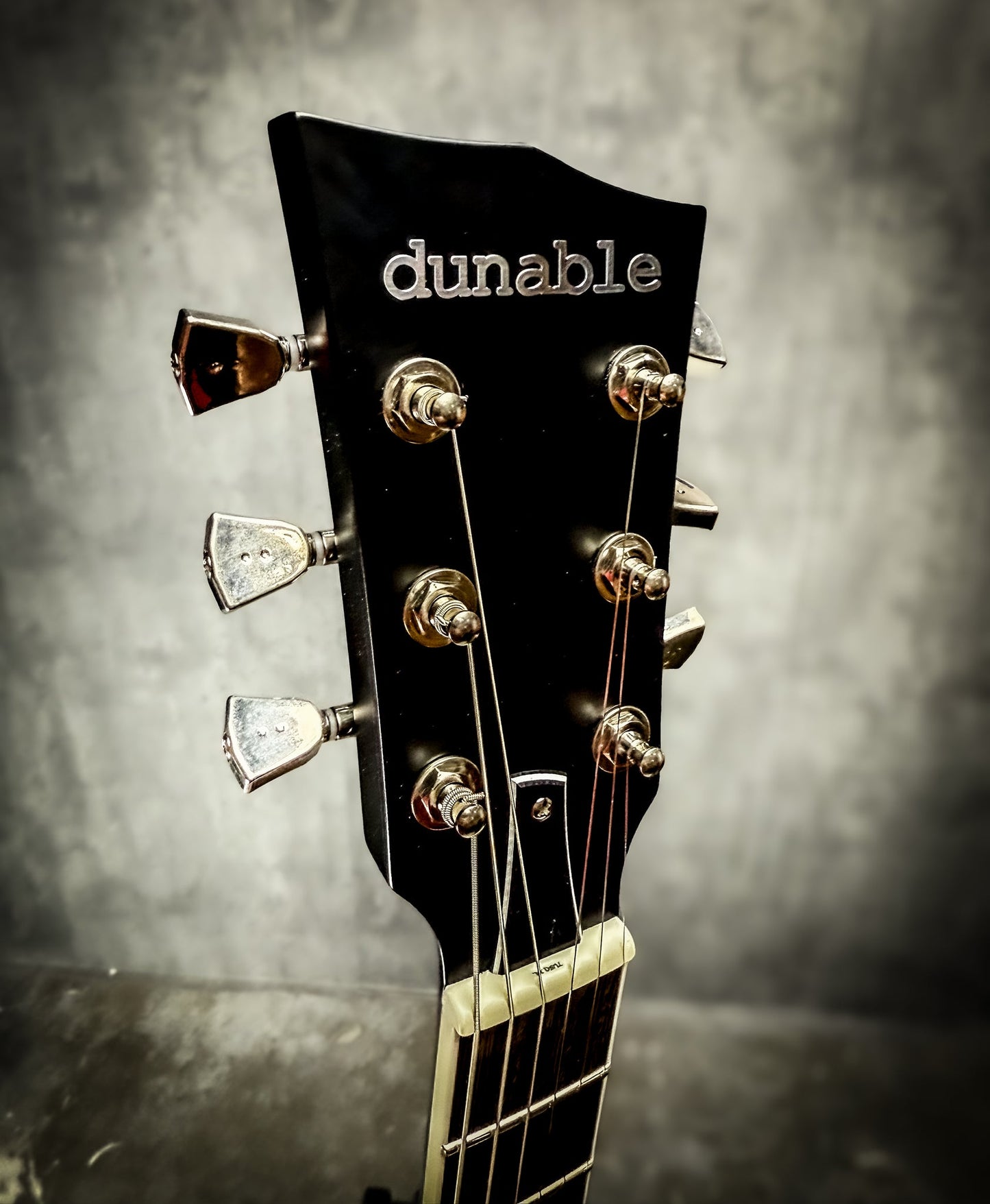 Dunable USA Cyclops - Black Satin