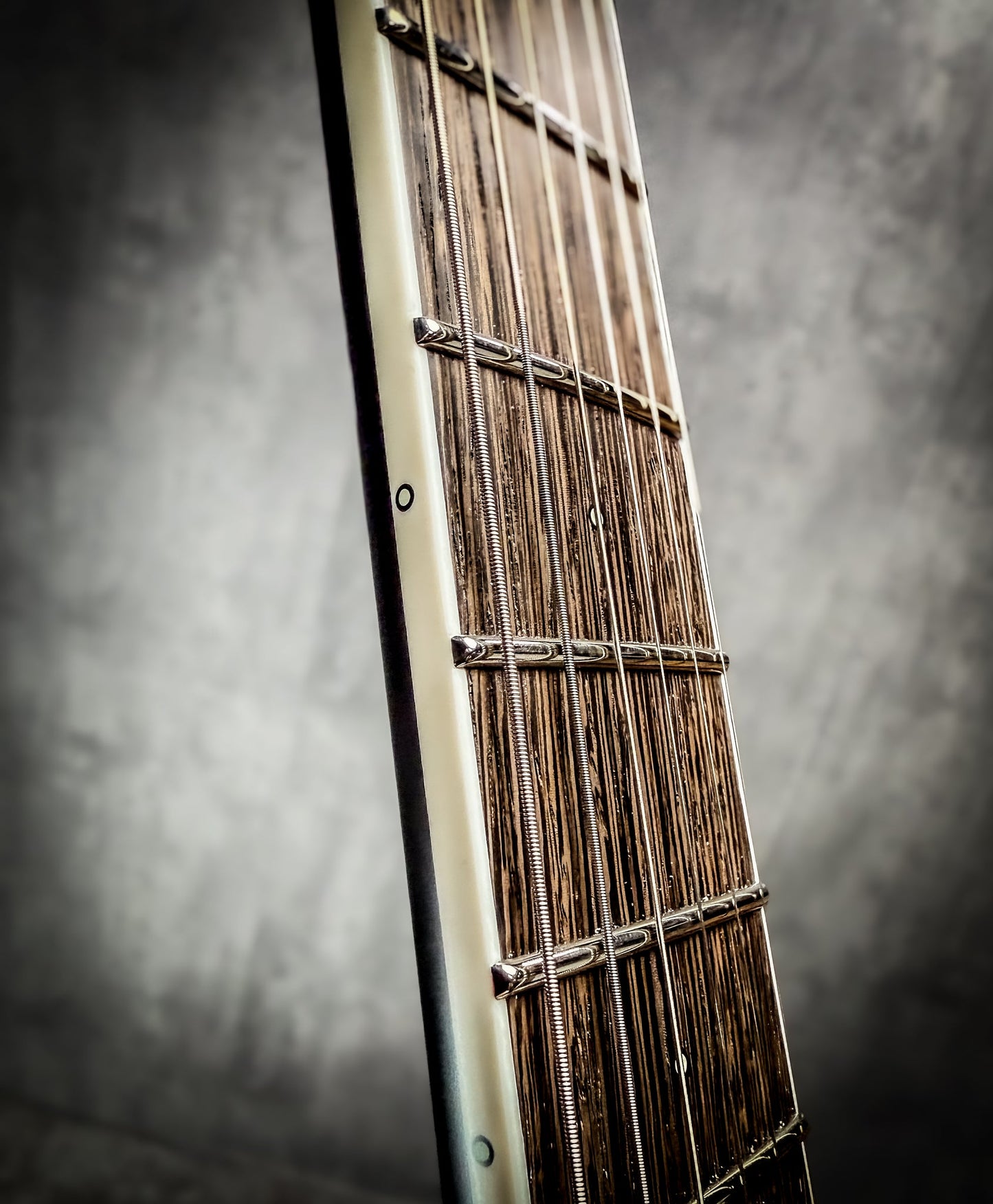 Dunable USA Cyclops - Black Satin