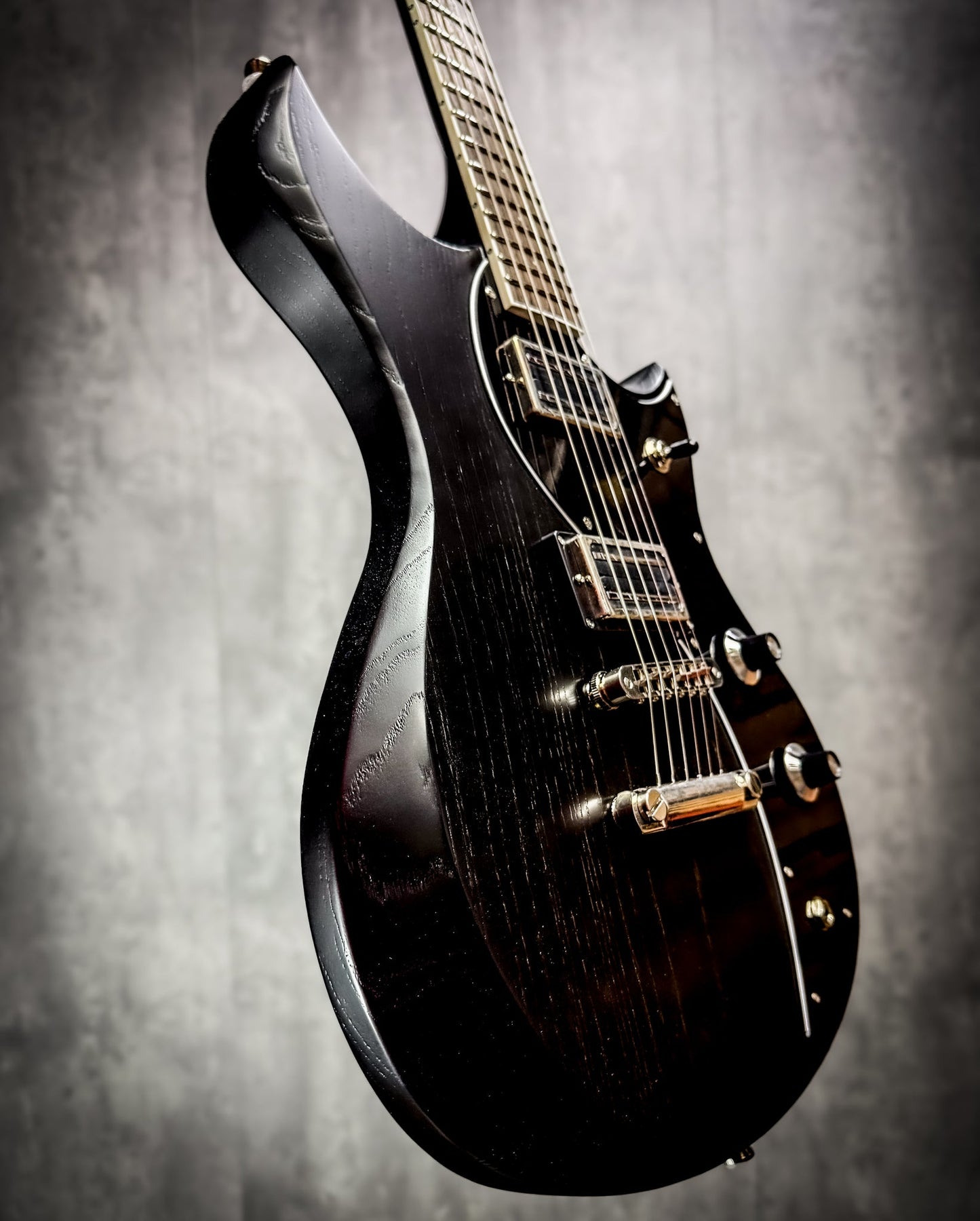 Dunable USA Cyclops - Black Satin