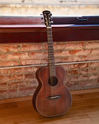 Orangewood Guitars Oliver Jr. Acoustic Guitar