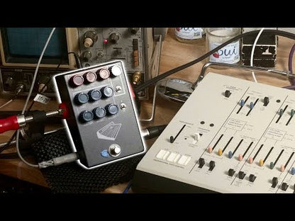 JHS Pedals COLOUR BOX V2 PREAMP / EQ / OVERDRIVE / DISTORTION / FUZZ / DI BOX